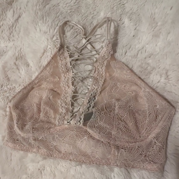 Victoria's Secret Very Sexy Bralette - Picture 3 of 5